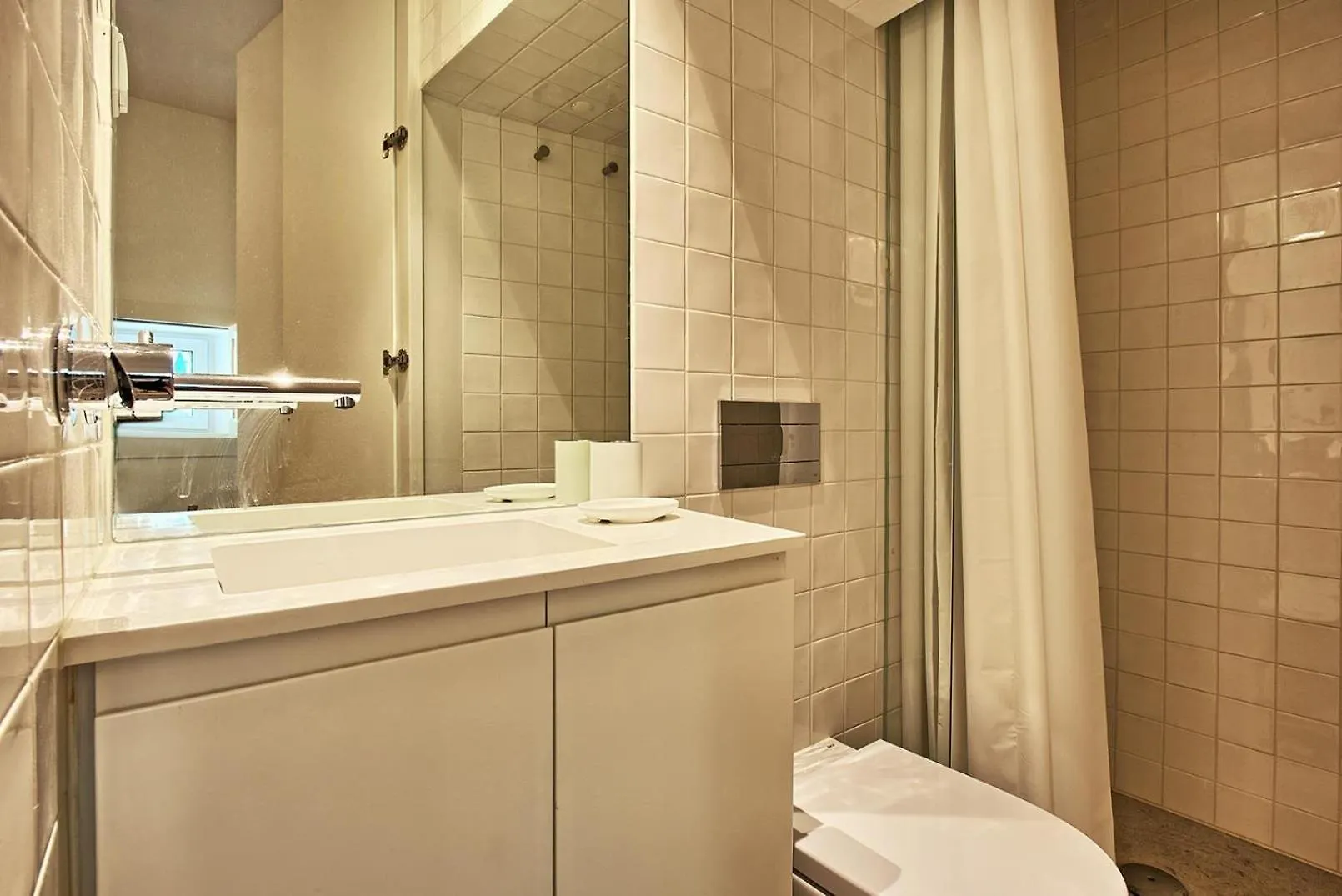 Apartamento Espacoso, Ideal Para Familias - Sao Bento - Ttl339 Лиссабон
